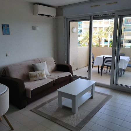 Antibes Les Pins 2 Pieces Vue Mer Piscine Parkingアパートメント エクステリア 写真