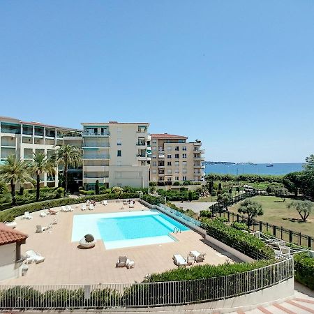 Antibes Les Pins 2 Pieces Vue Mer Piscine Parkingアパートメント エクステリア 写真